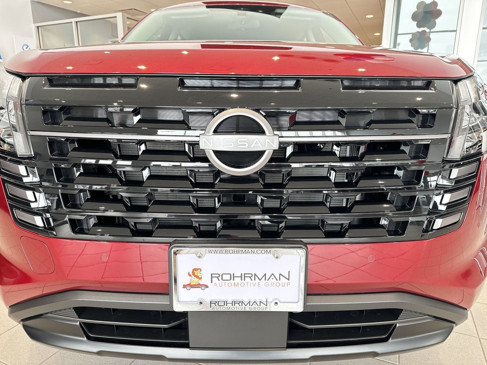 2026 Nissan Pathfinder SV