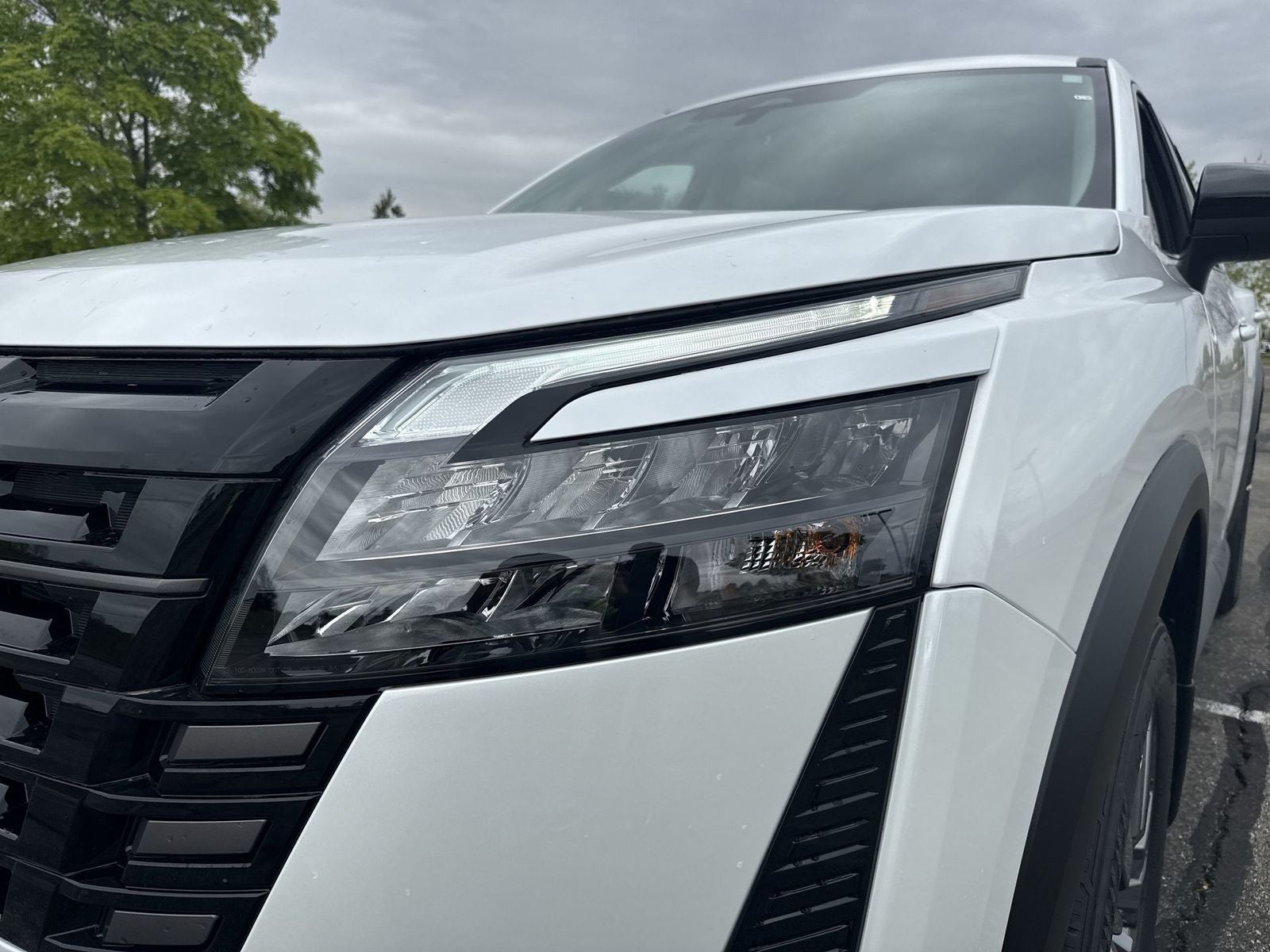 2026 Nissan Pathfinder SV
