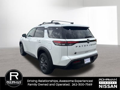 2026 Nissan Pathfinder SV