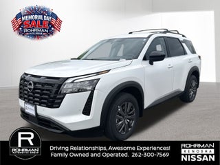 2026 Nissan Pathfinder SV