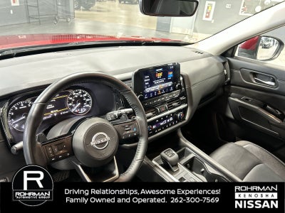 2024 Nissan Pathfinder SL