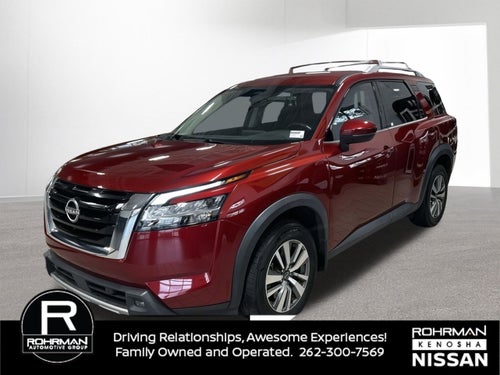 2023 Nissan Pathfinder SL
