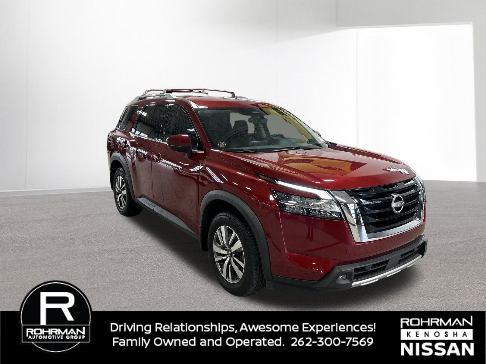2023 Nissan Pathfinder SL