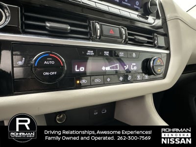 2022 Nissan Pathfinder SL 4WD