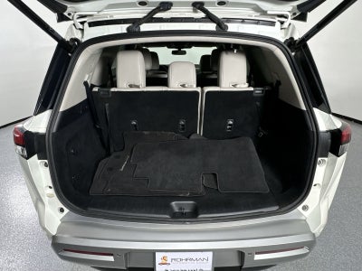 2022 Nissan Pathfinder SL 4WD