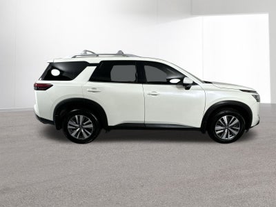 2022 Nissan Pathfinder SL 4WD