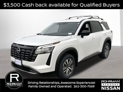 2026 Nissan Pathfinder SL