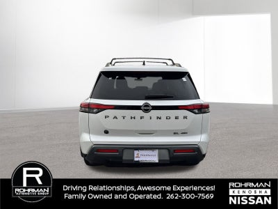 2026 Nissan Pathfinder SL
