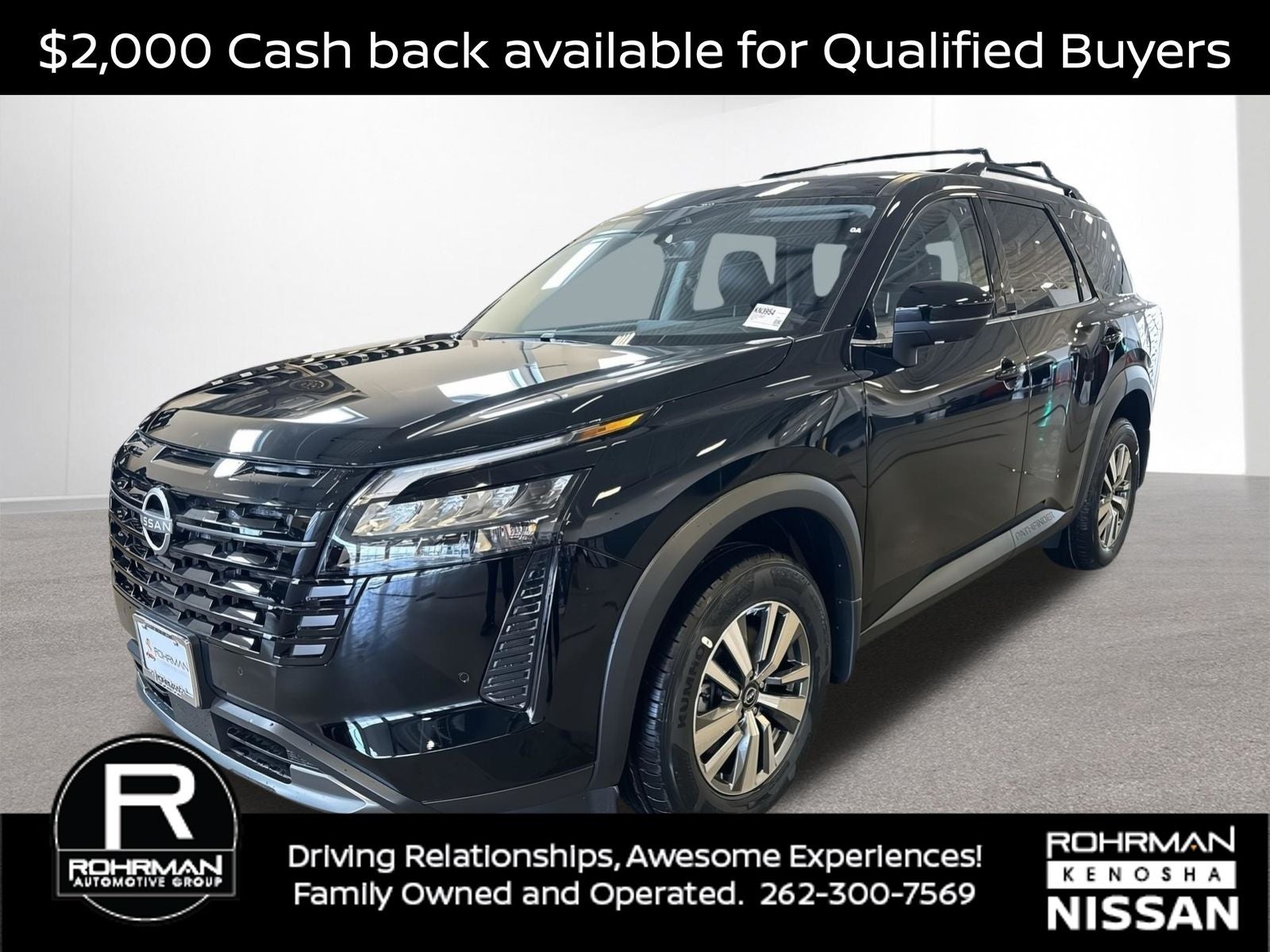 2026 Nissan Pathfinder SL