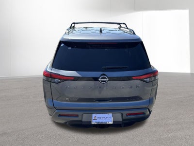 2026 Nissan Pathfinder SL Premium Package