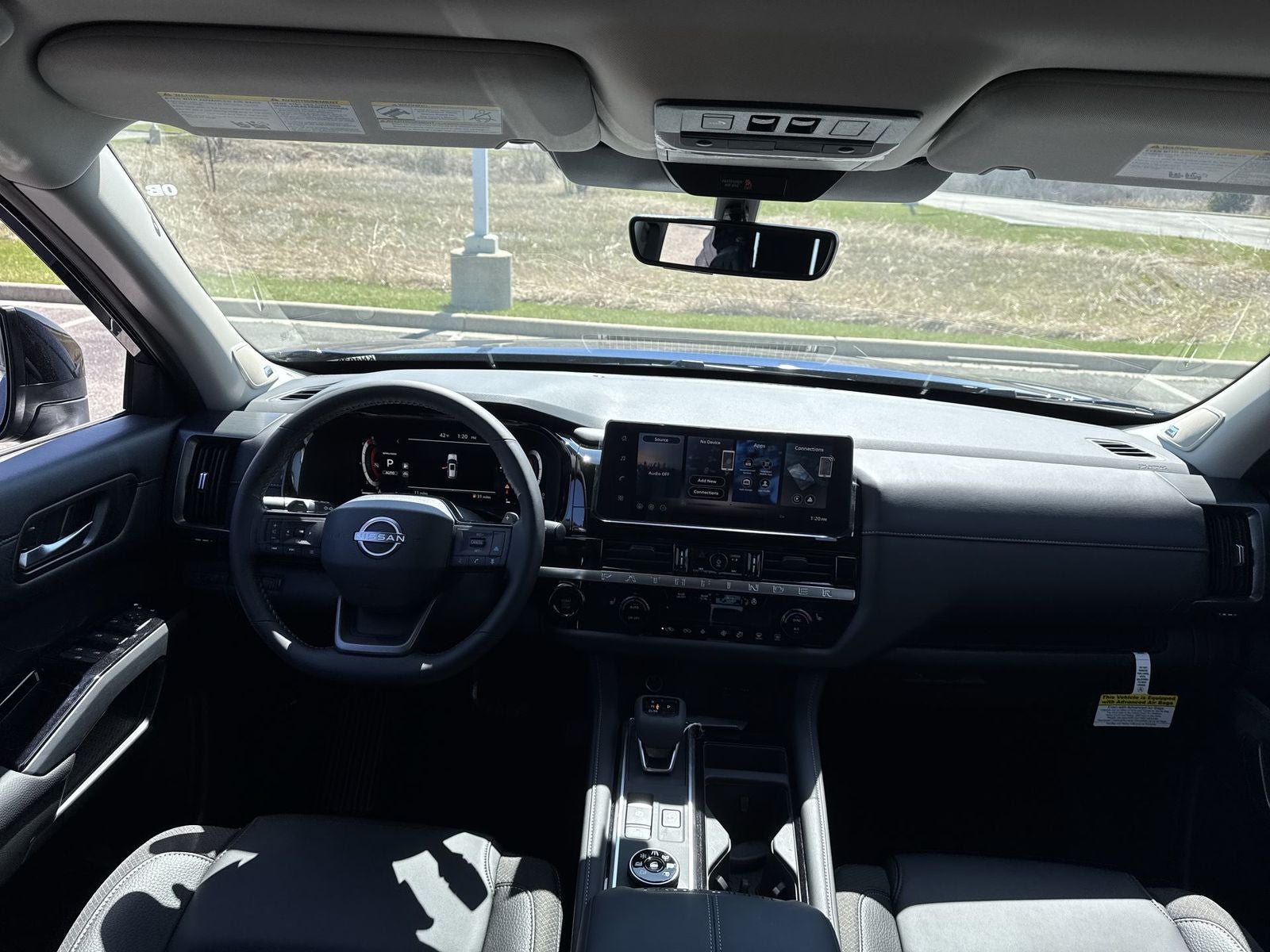 2026 Nissan Pathfinder SL Premium Package