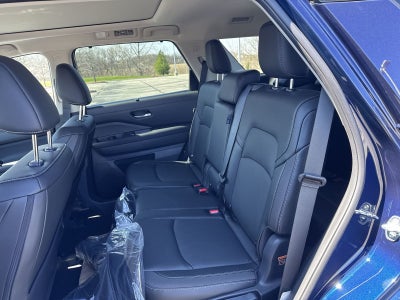 2026 Nissan Pathfinder SL Premium Package