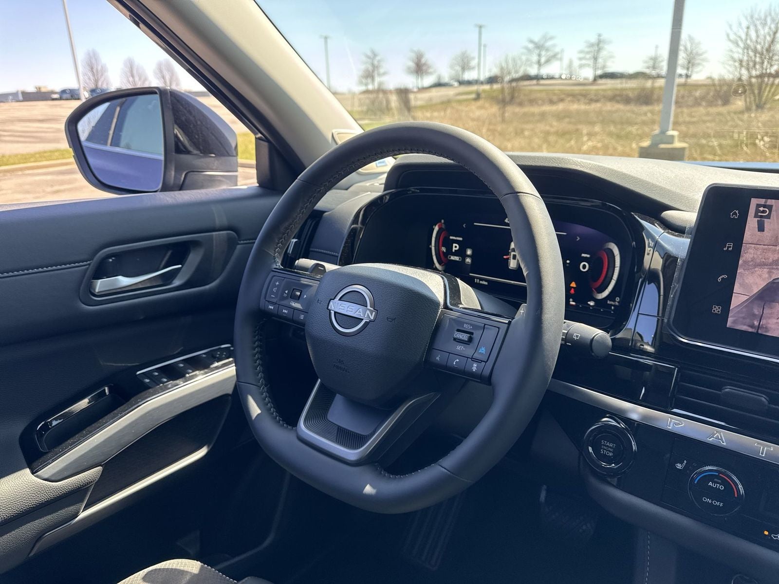 2026 Nissan Pathfinder SL Premium Package