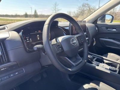 2026 Nissan Pathfinder SL Premium Package