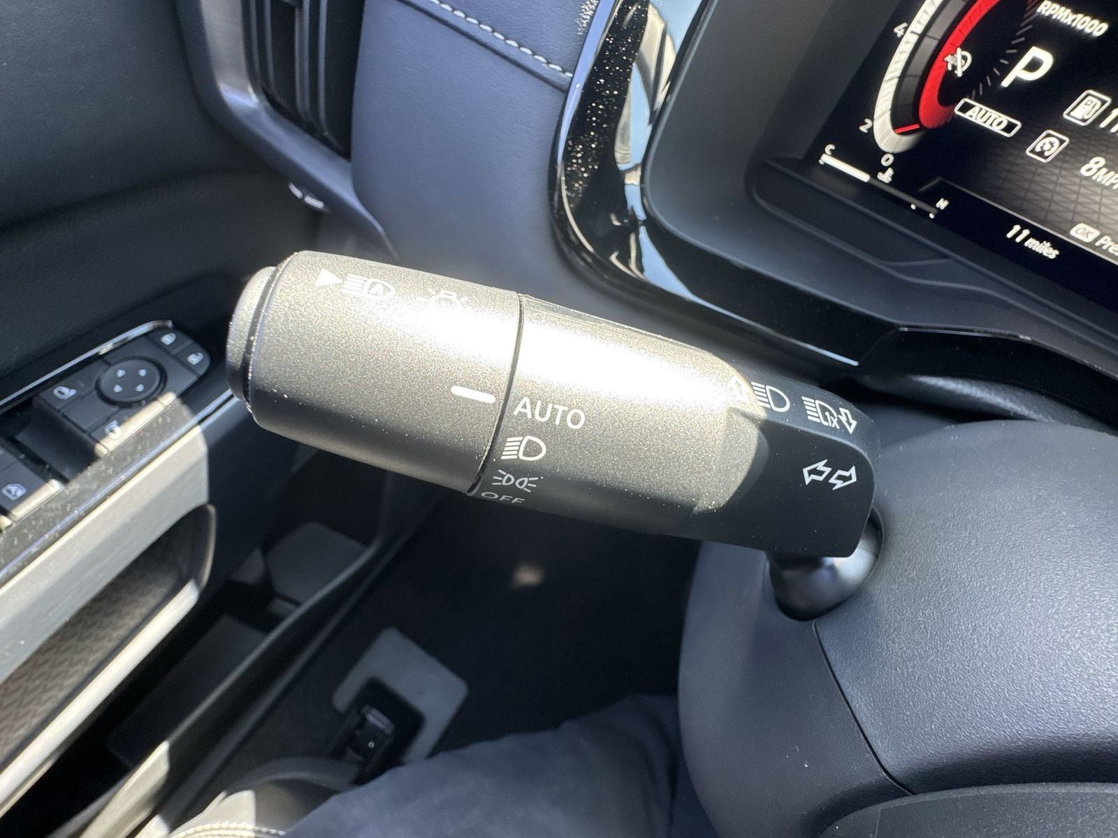 2026 Nissan Pathfinder SL Premium Package