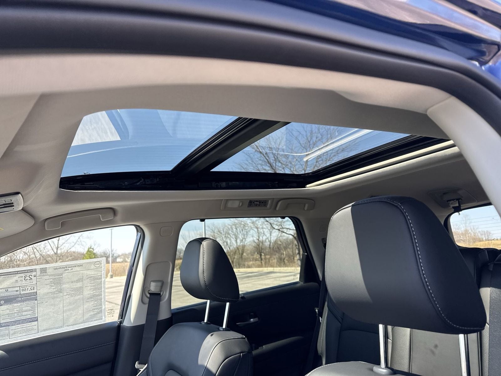 2026 Nissan Pathfinder SL Premium Package