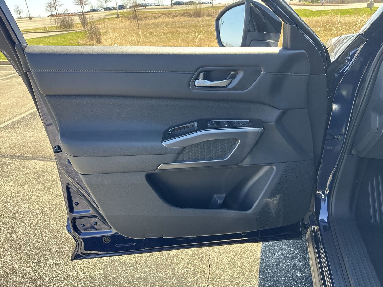 2026 Nissan Pathfinder SL Premium Package