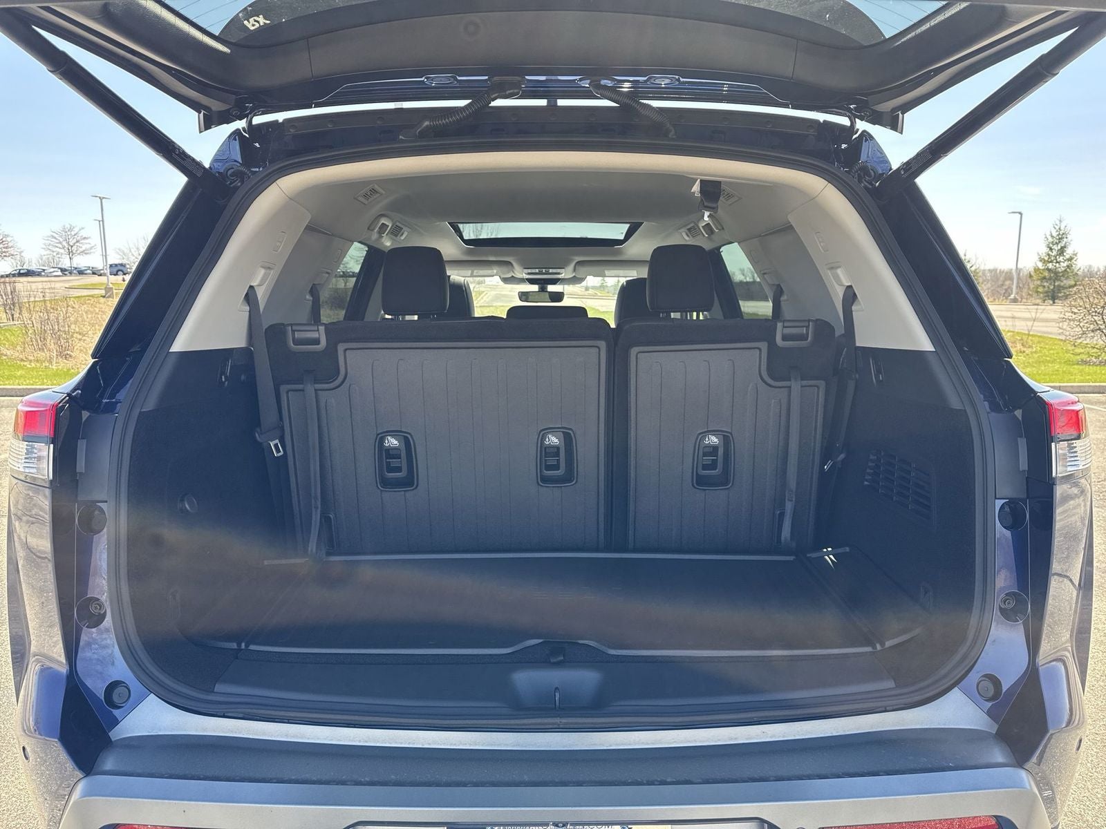 2026 Nissan Pathfinder SL Premium Package