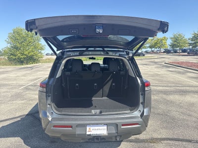 2026 Nissan Pathfinder SL Premium Package