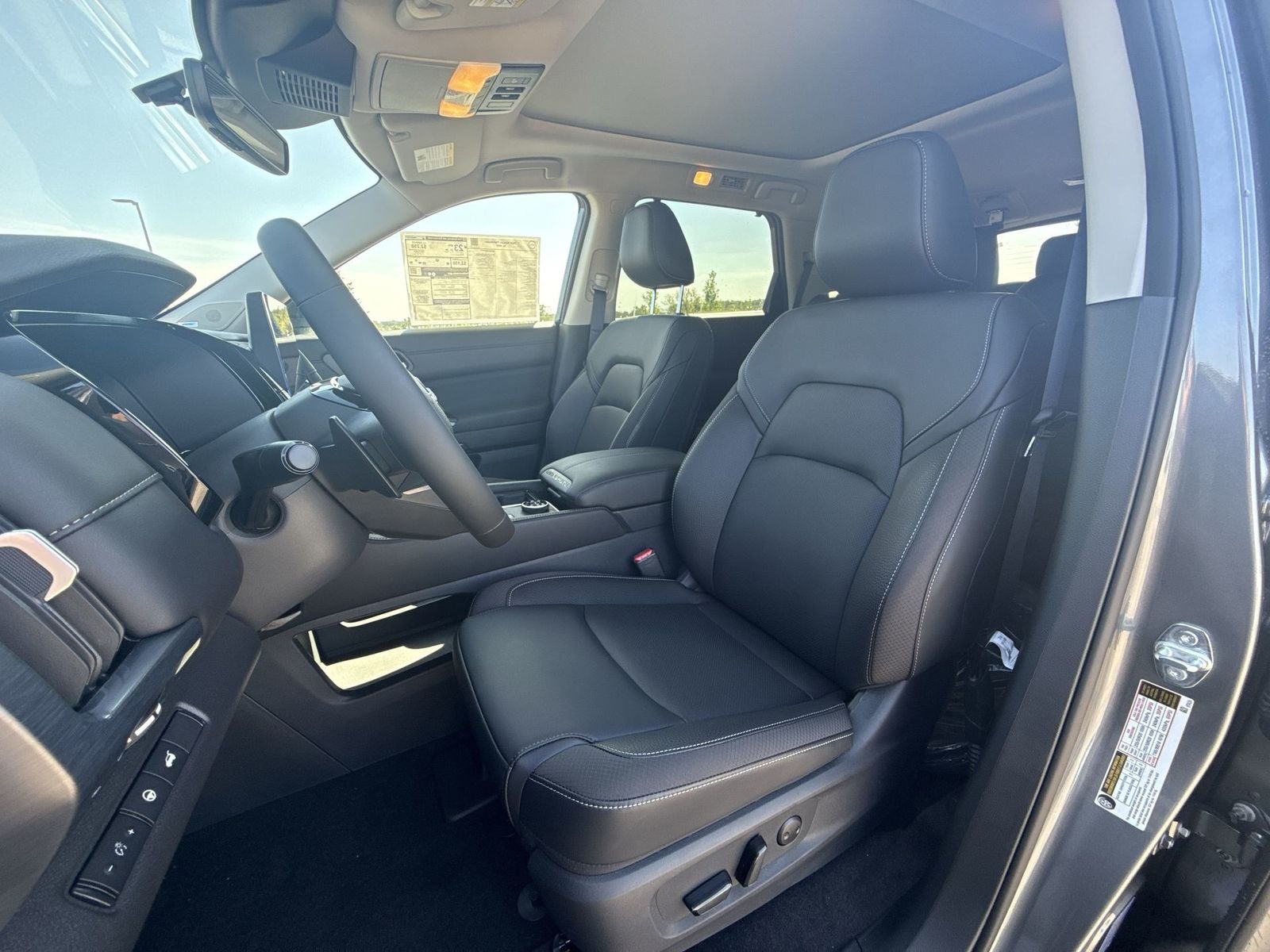 2026 Nissan Pathfinder SL Premium Package