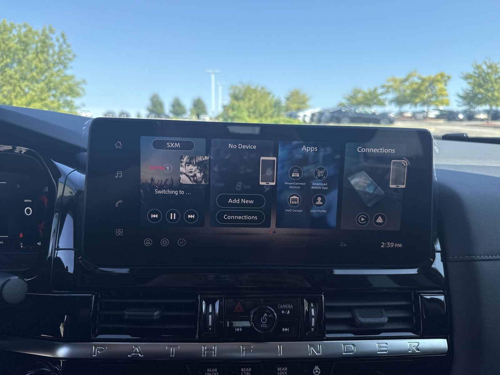 2026 Nissan Pathfinder SL Premium Package
