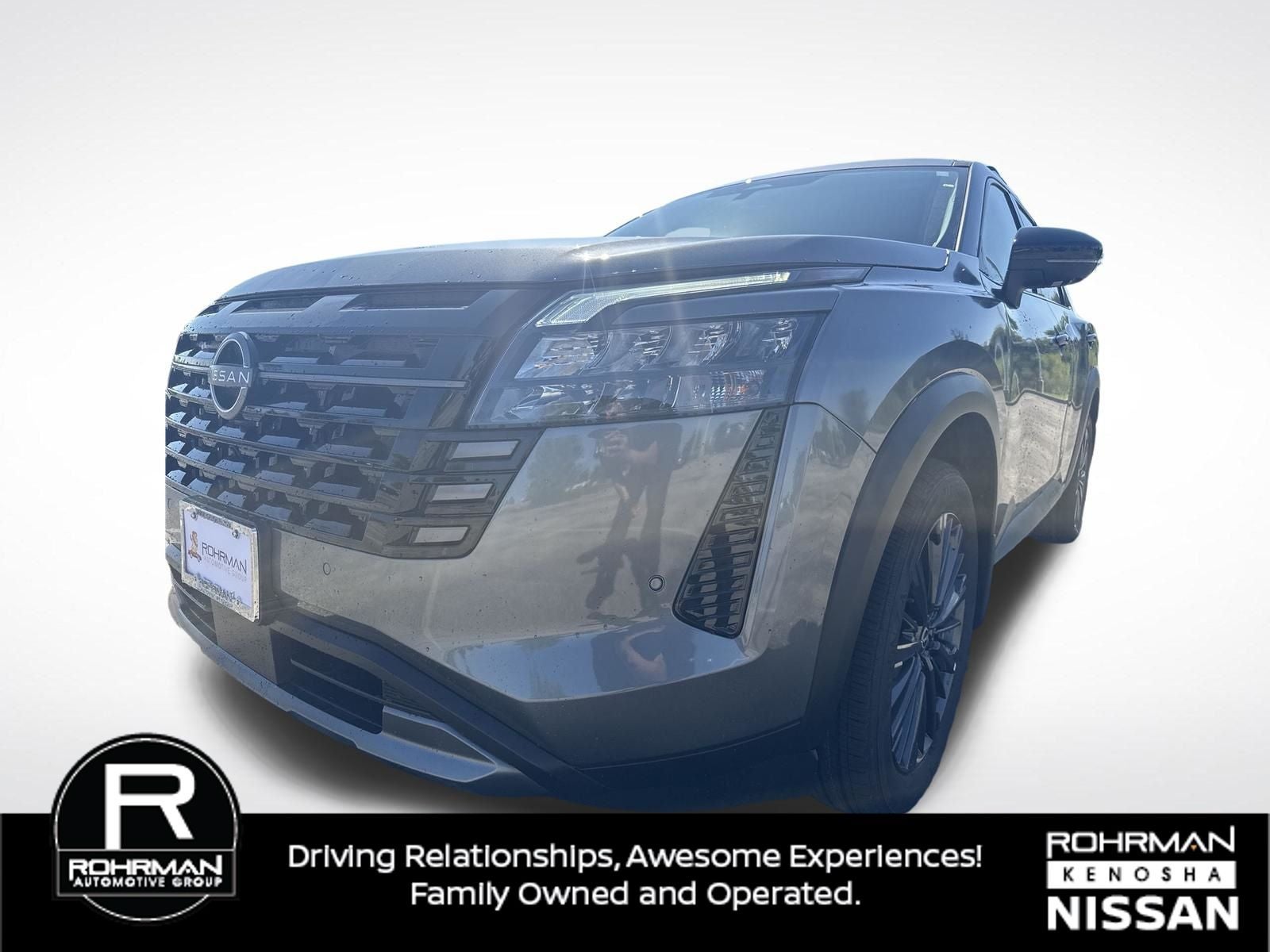 2026 Nissan Pathfinder SL Premium Package