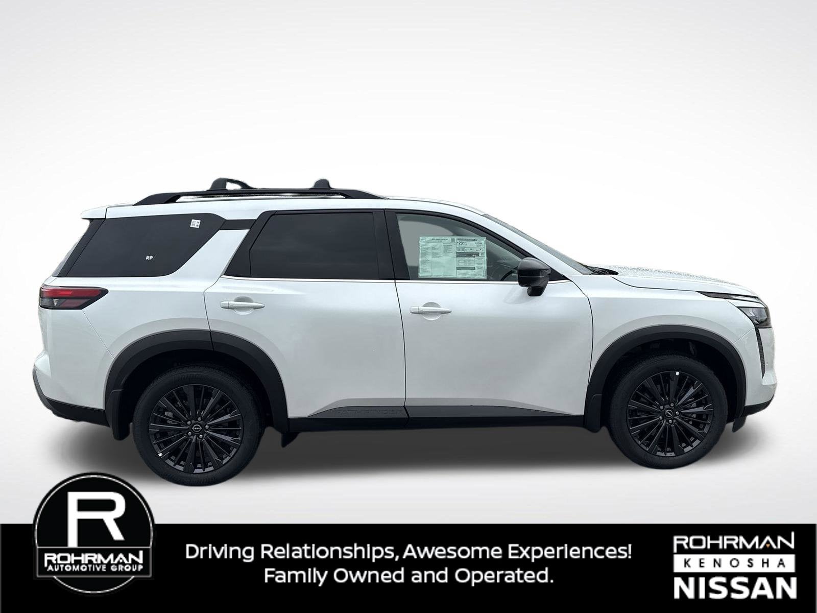 2026 Nissan Pathfinder SL Premium Package