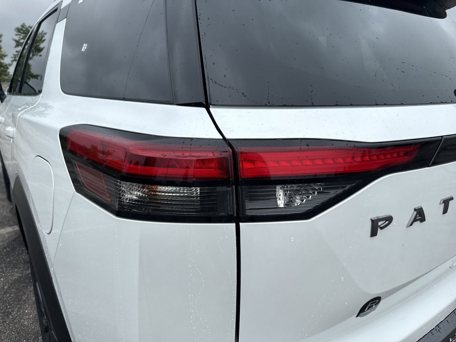 2026 Nissan Pathfinder SL Premium Package