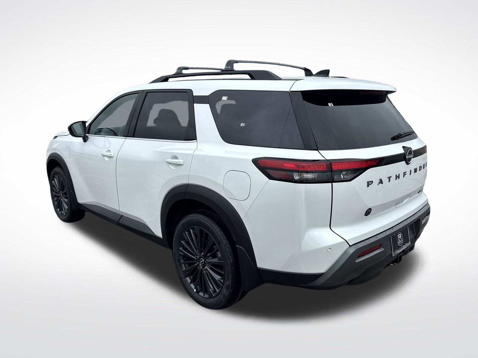 2026 Nissan Pathfinder SL Premium Package