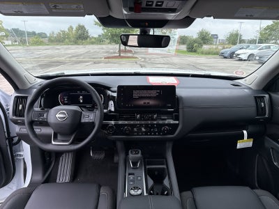 2026 Nissan Pathfinder SL Premium Package