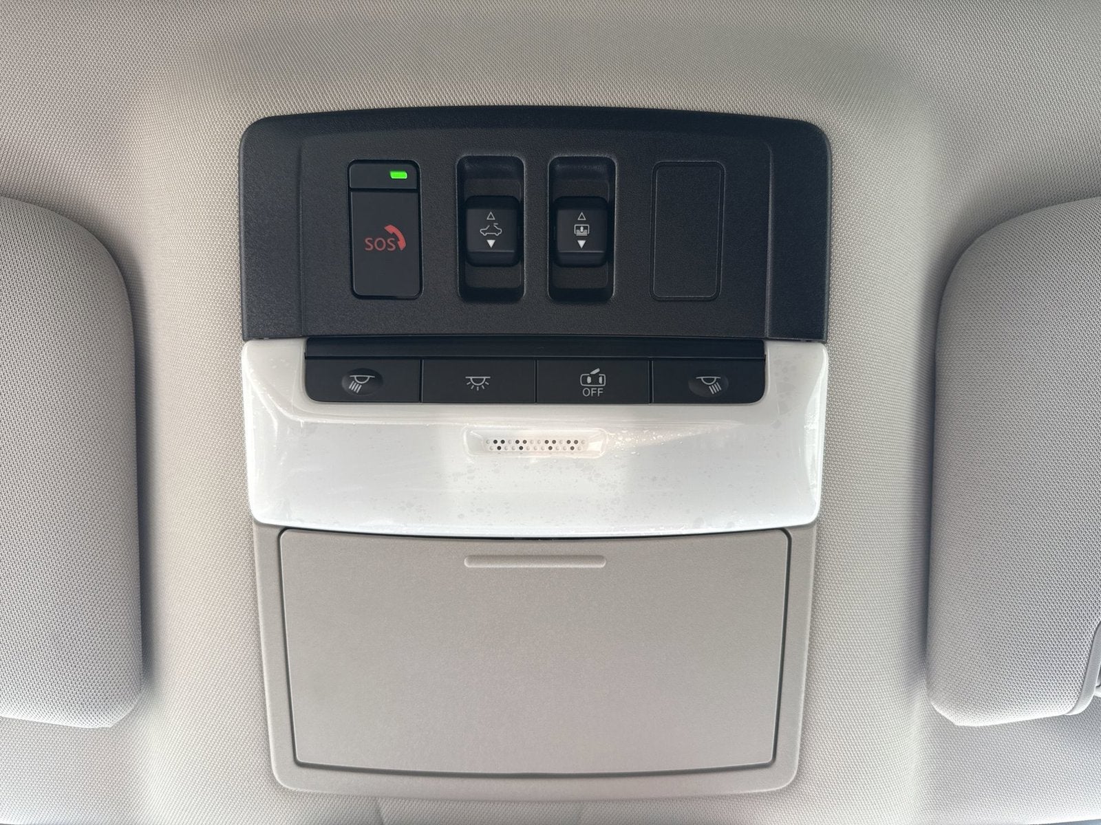 2026 Nissan Pathfinder SL Premium Package