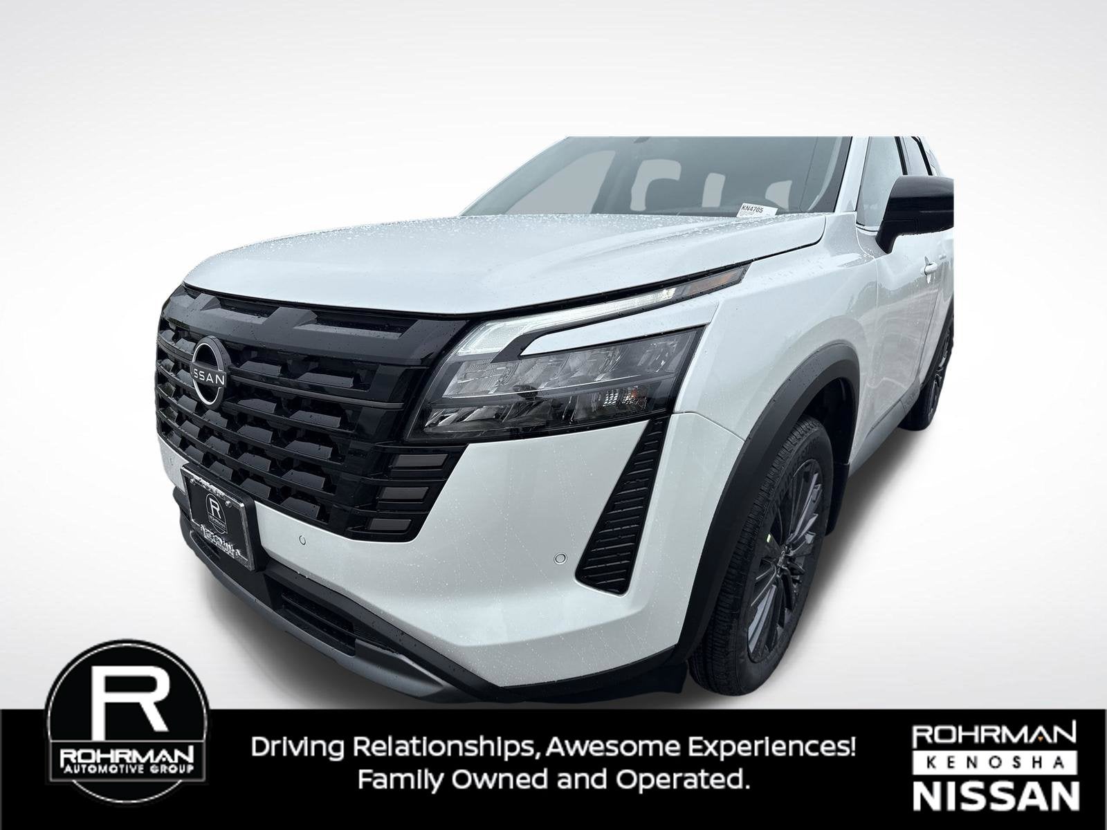 2026 Nissan Pathfinder SL Premium Package