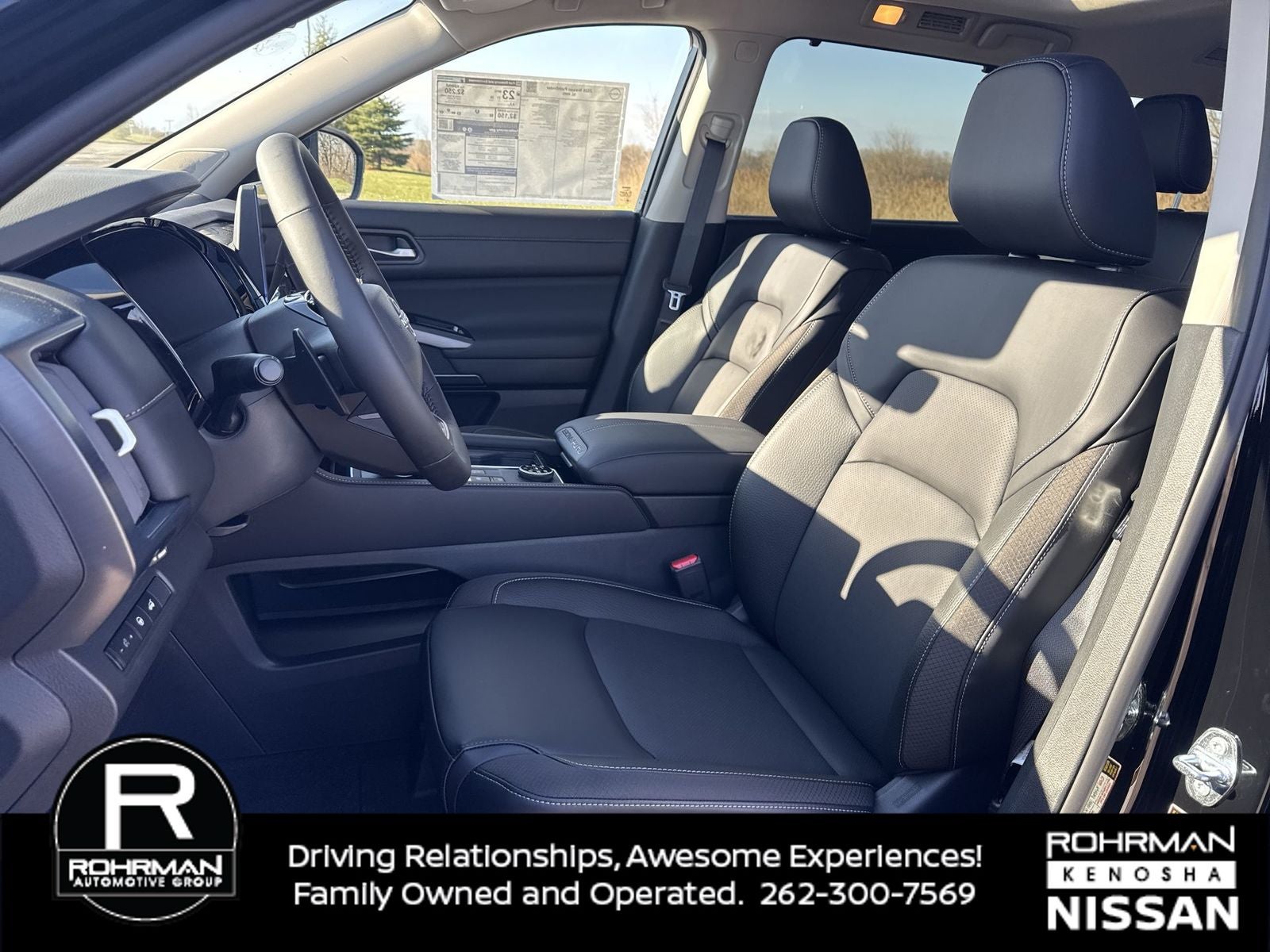 2026 Nissan Pathfinder SL Premium Package