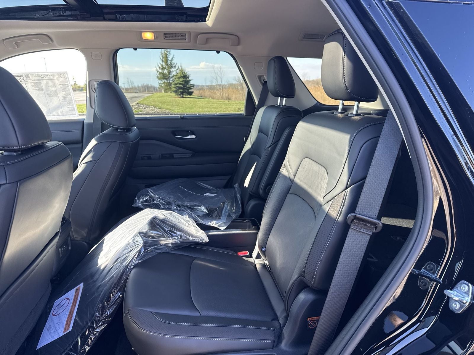 2026 Nissan Pathfinder SL Premium Package