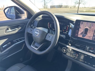 2026 Nissan Pathfinder SL Premium Package