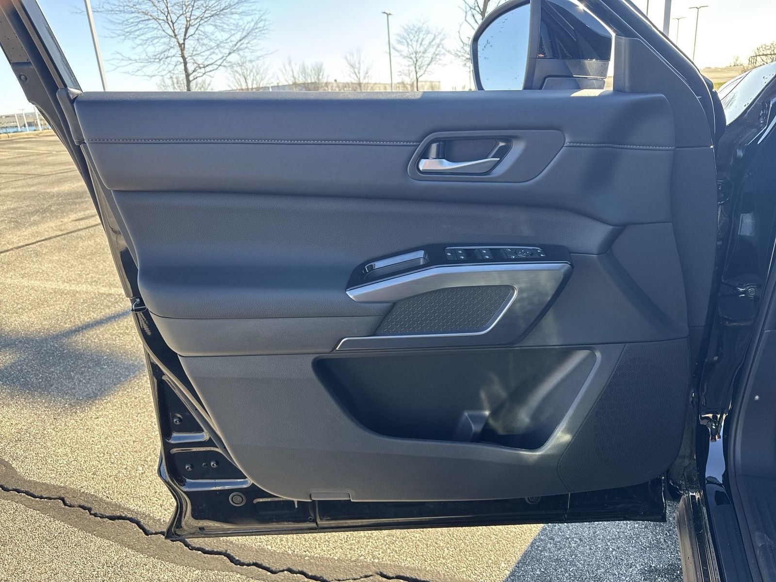 2026 Nissan Pathfinder SL Premium Package