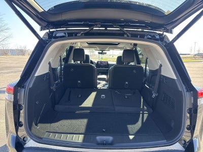 2026 Nissan Pathfinder SL Premium Package