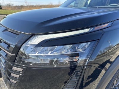 2026 Nissan Pathfinder SL Premium Package