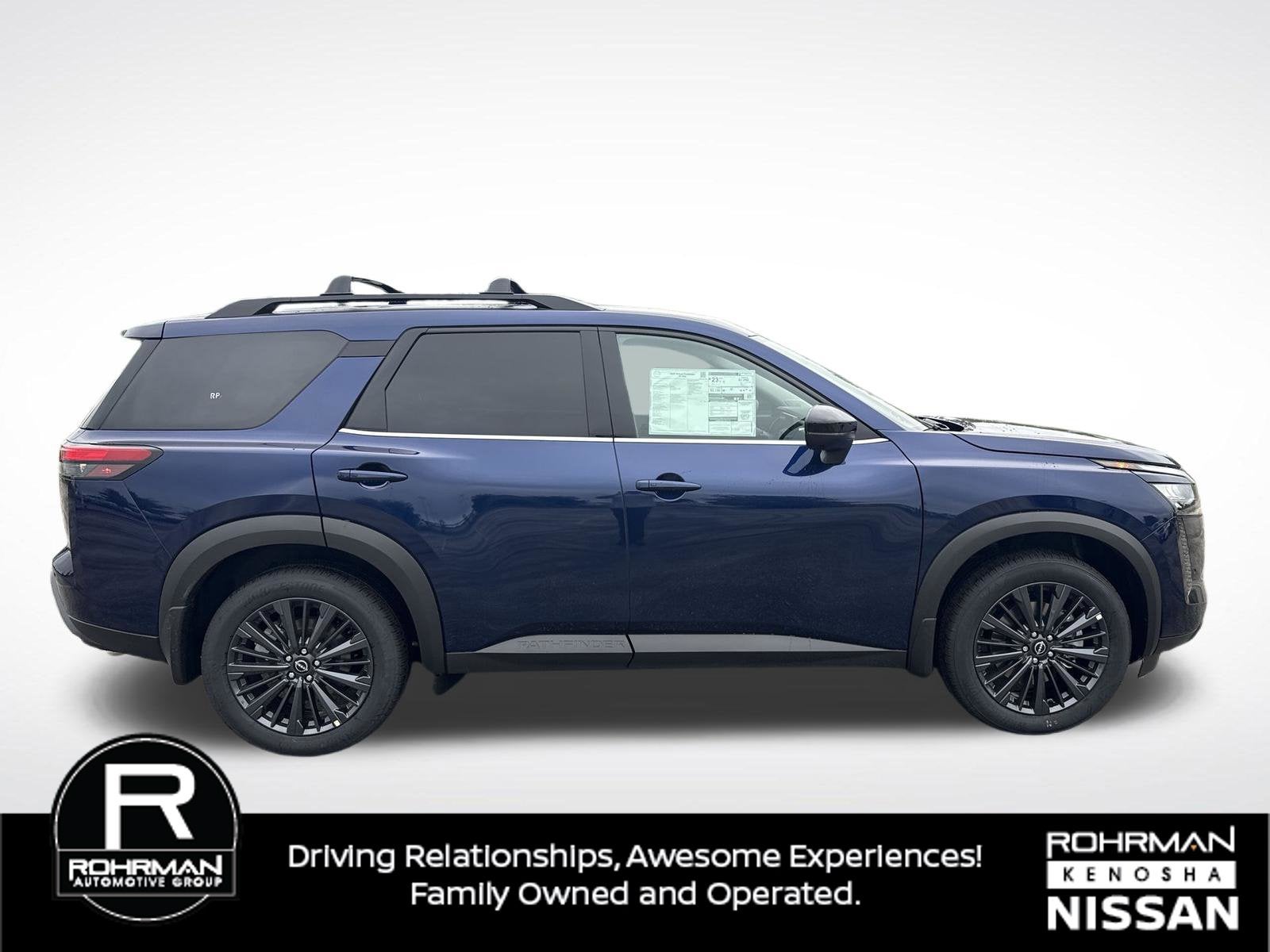 2026 Nissan Pathfinder SL Premium Package
