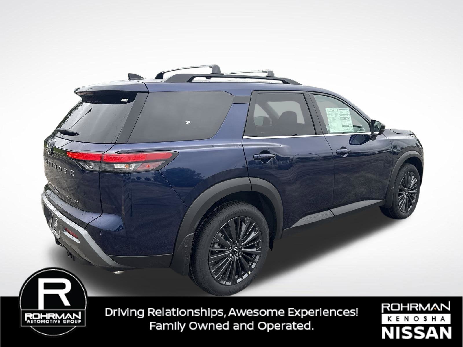 2026 Nissan Pathfinder SL Premium Package