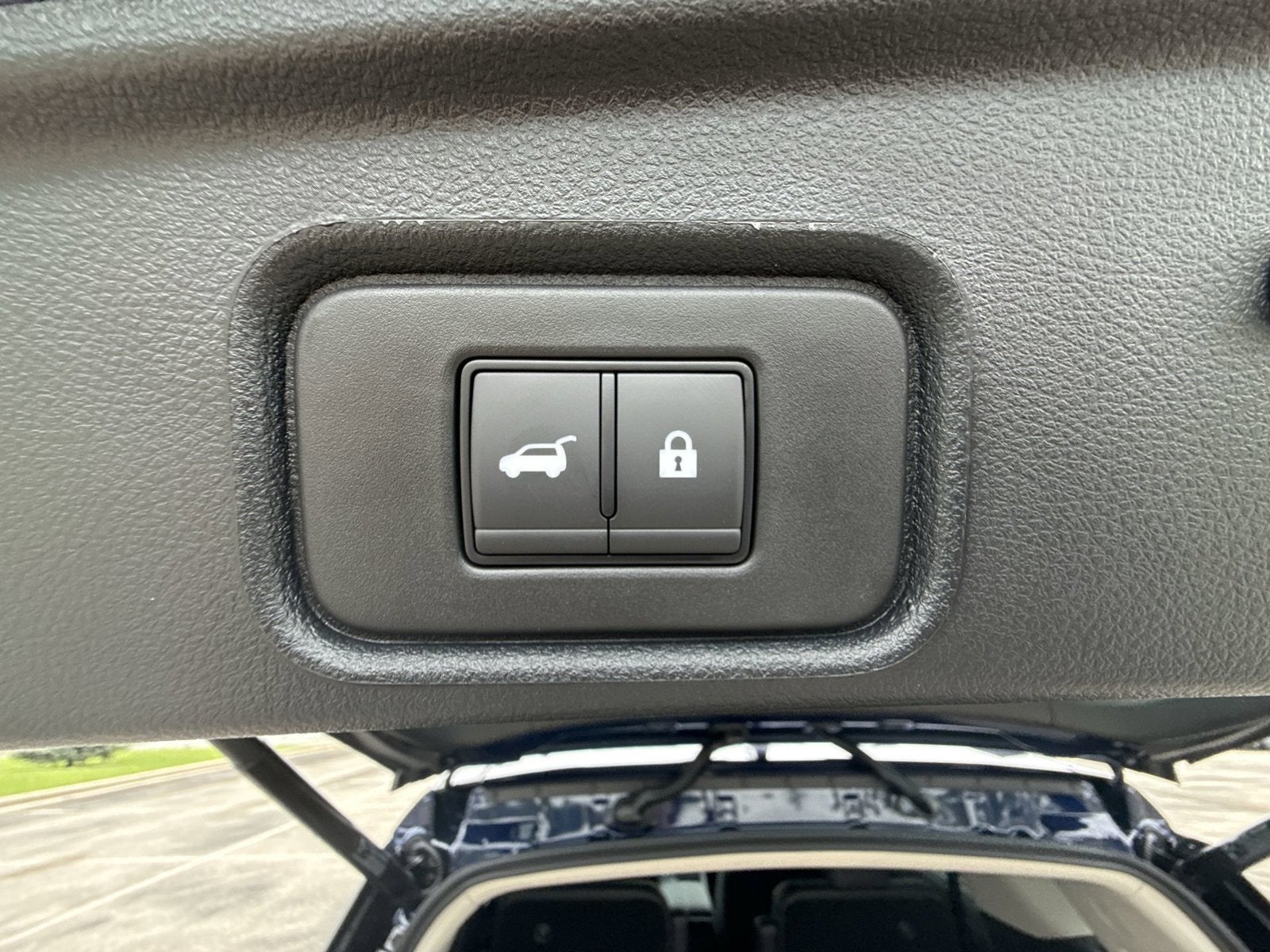 2026 Nissan Pathfinder SL Premium Package