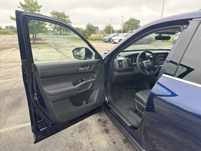 2026 Nissan Pathfinder SL Premium Package