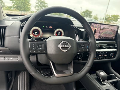 2026 Nissan Pathfinder SL Premium Package
