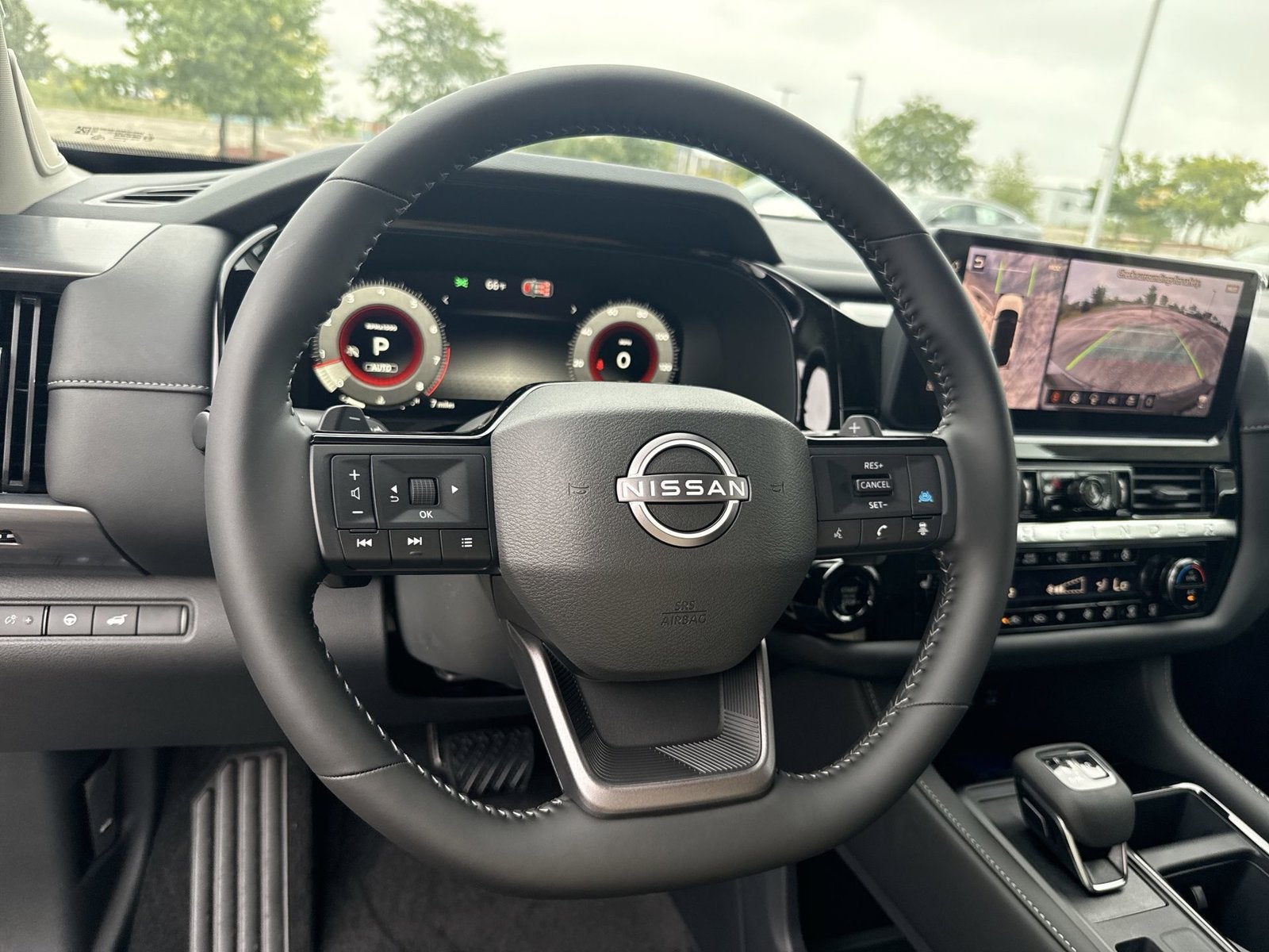 2026 Nissan Pathfinder SL Premium Package