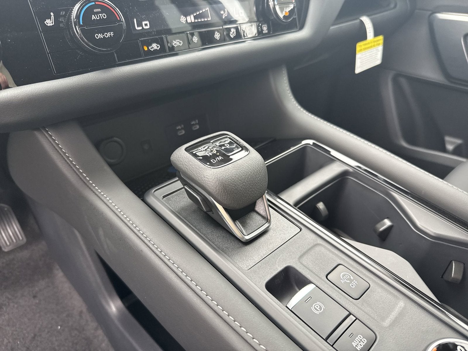 2026 Nissan Pathfinder SL Premium Package