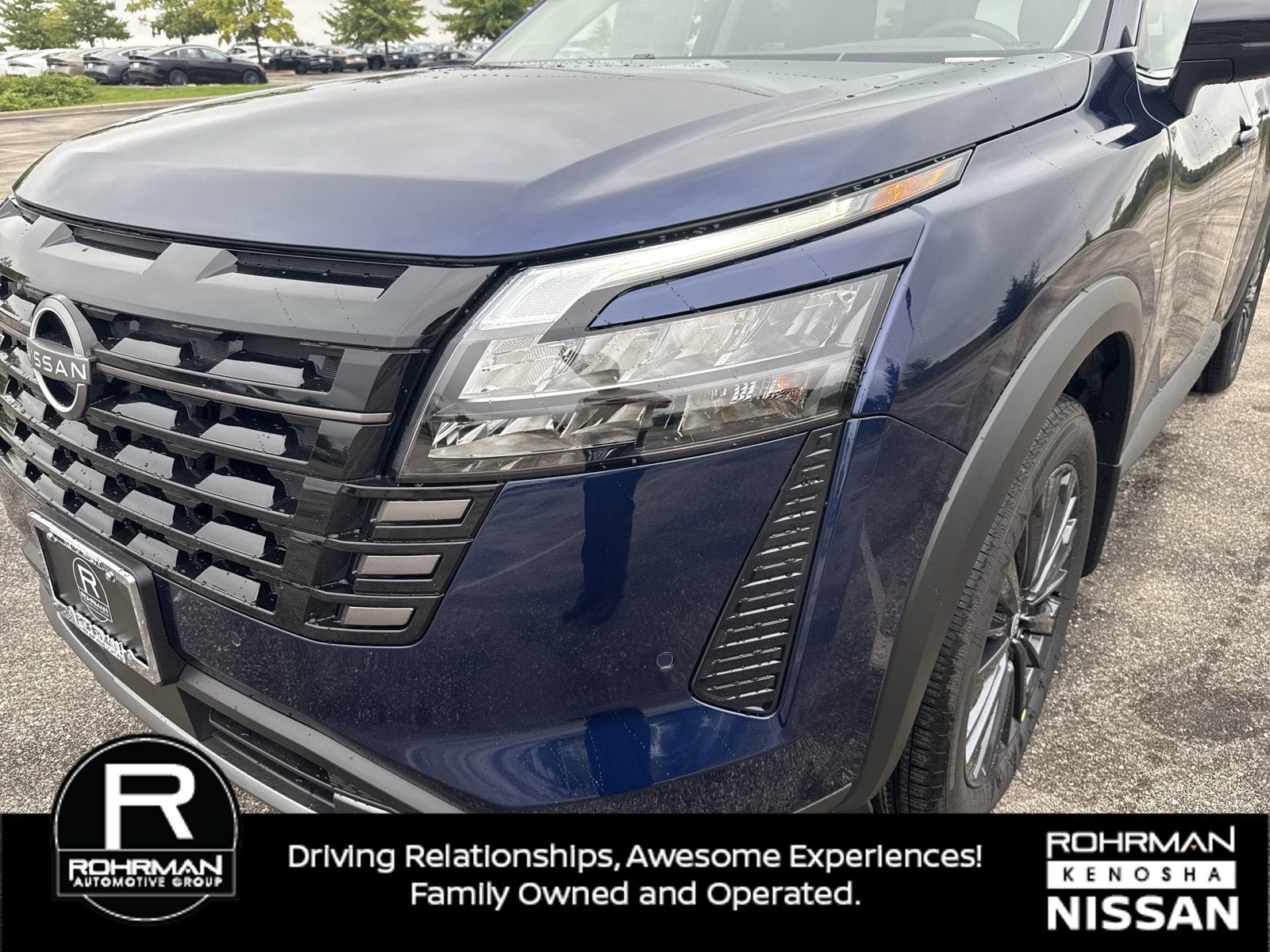 2026 Nissan Pathfinder SL Premium Package