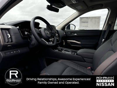 2025 Nissan Pathfinder Platinum