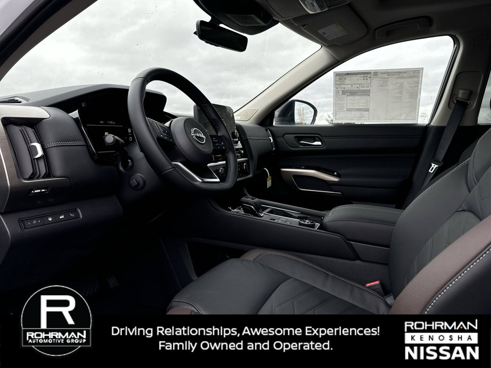 2025 Nissan Pathfinder Platinum