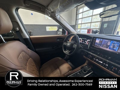 2026 Nissan Pathfinder Platinum