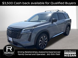 2026 Nissan Pathfinder Platinum